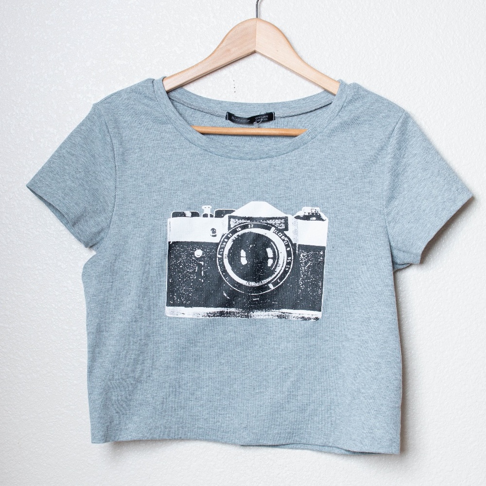 Richcoco Camera Crop Top